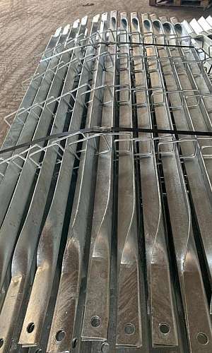 Banho de zinco em parafusos Banho de zinco em parafusos