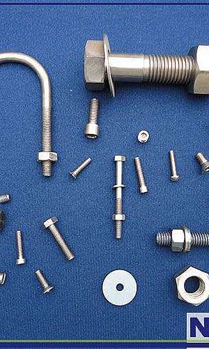 Parafusos em titânio Parafusos em titânio